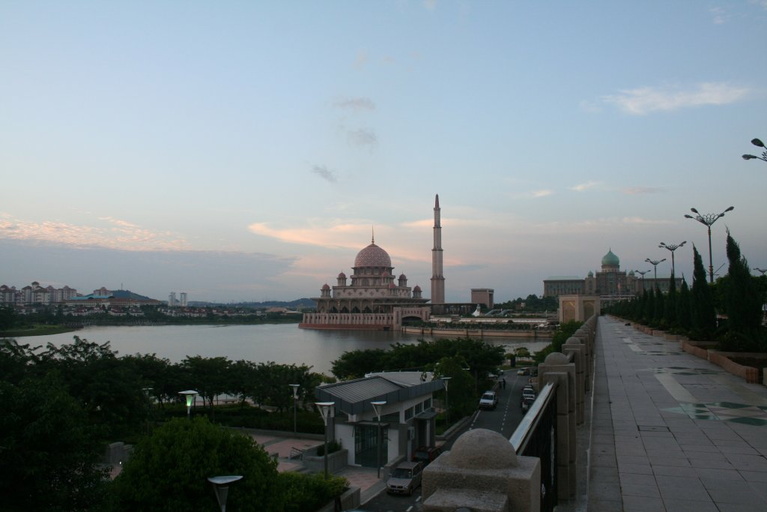 Mosque and Prime Minister's Office, Putrajaya