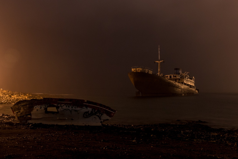 Telamon shipwreck in the rain
