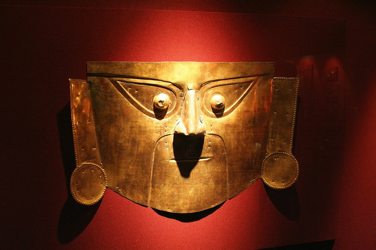 Pre-Inca gold burial mask